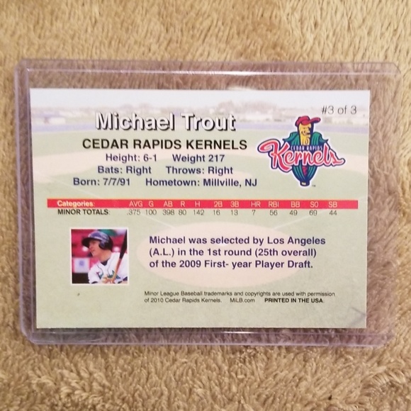 Mike Trout 2010 Rising Alumni Card - Picture 2 of 2